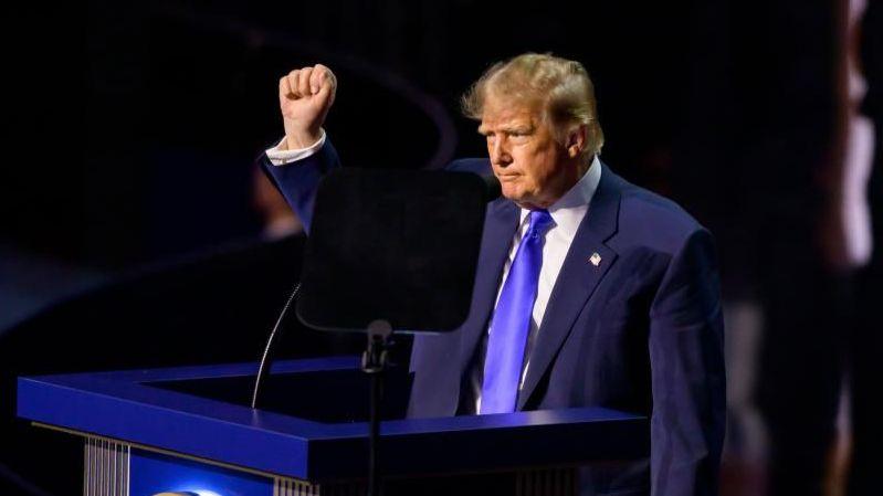 Trump Promises $5,000 Dividend to Every American Adult if Republicans Win Midterms
