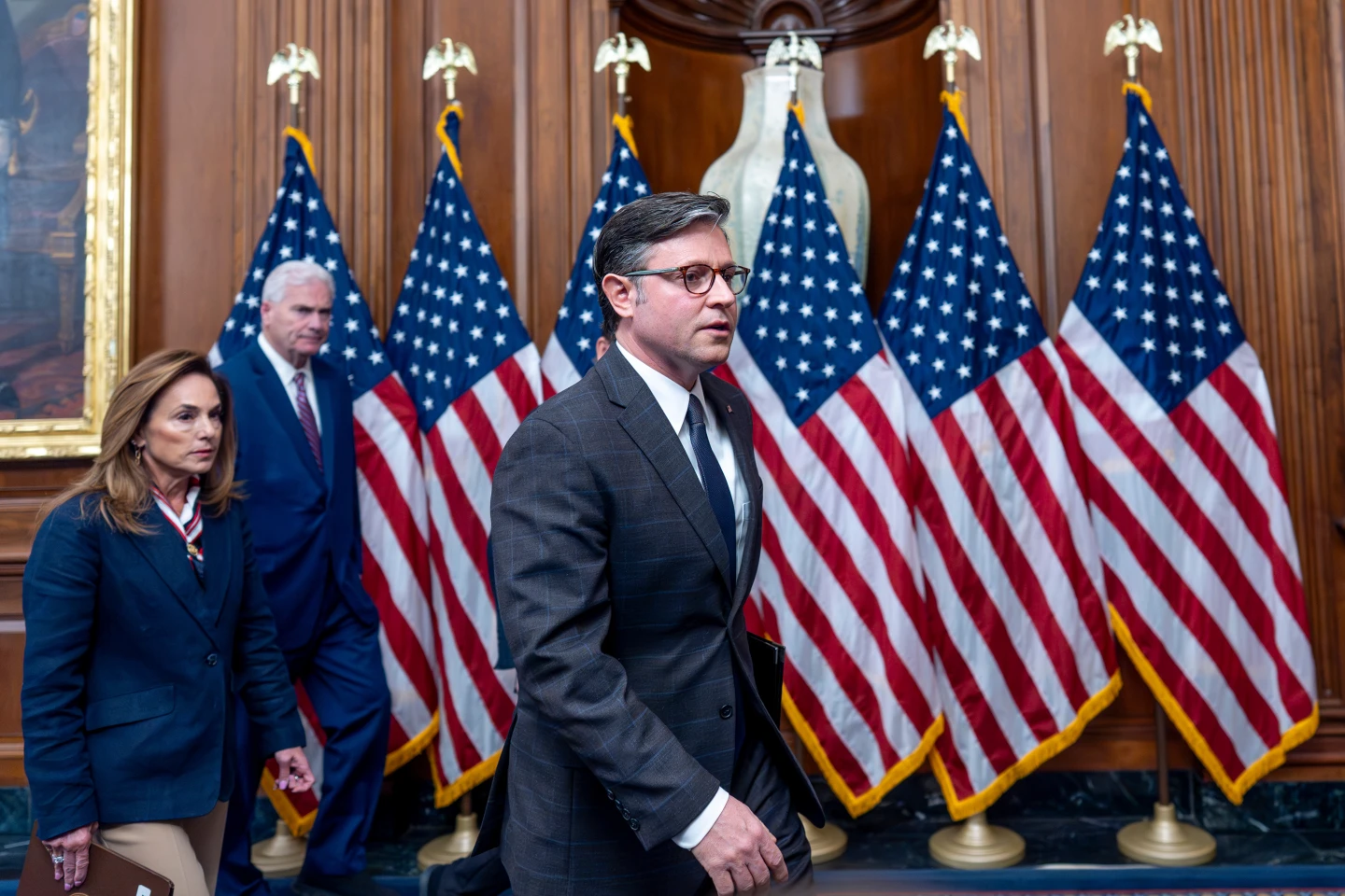 Republican Dilemma on Healthcare: Plans vs. Pressures Amid Government Shutdown