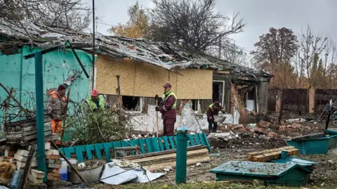 Why Trump's Diplomatic Moves in Gaza Overshadow Efforts with Putin over Ukraine