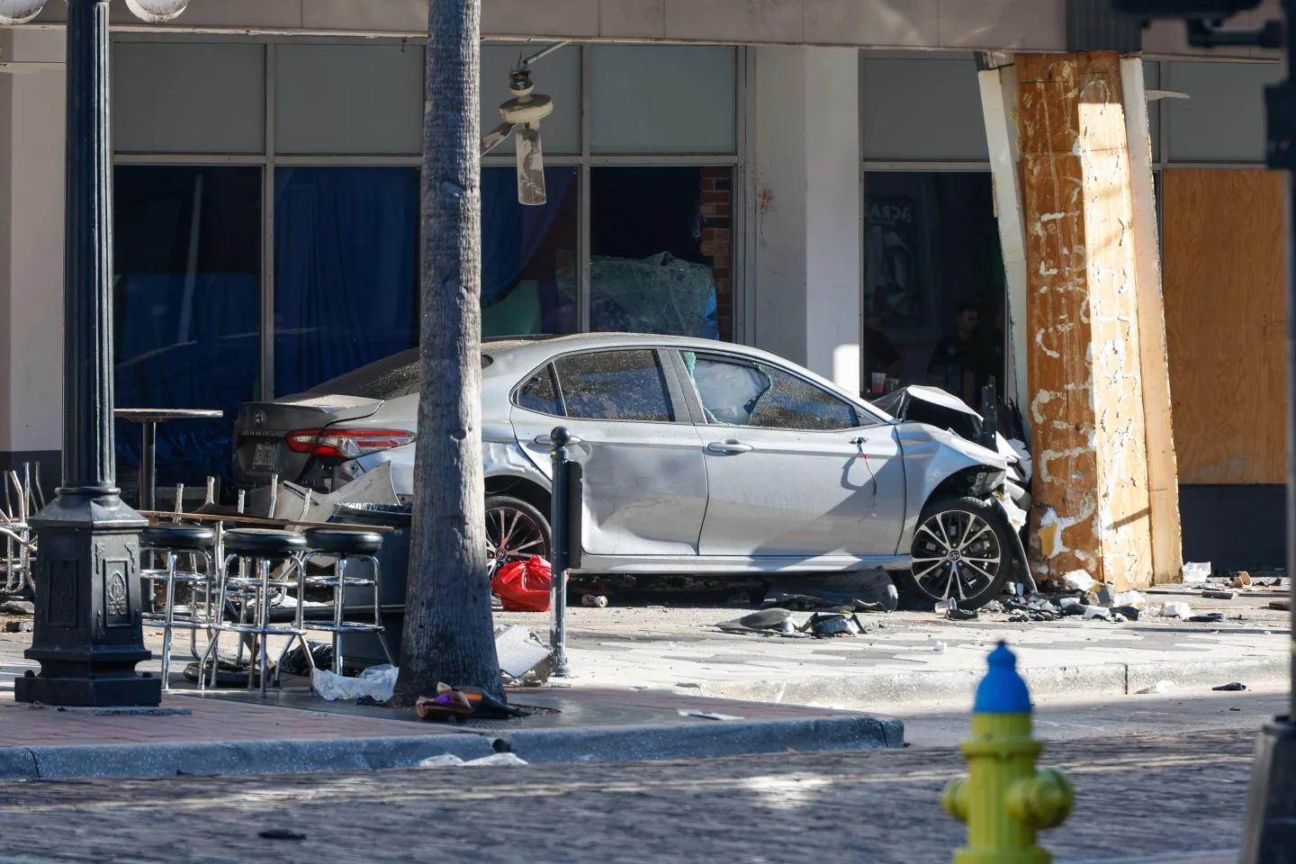 Tragic Bar Crash in Tampa Claims Four Lives