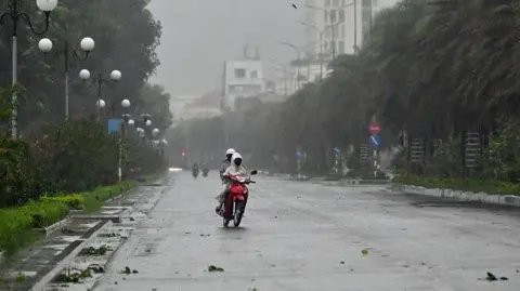 Typhoon Kalmaegi Strikes Vietnam After Devastating Philippines