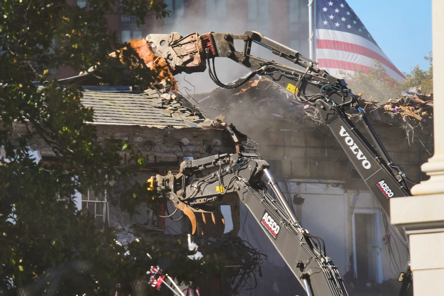 Demolition Begins for Trump’s $250 Million White House Ballroom