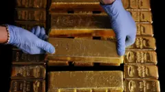 Gold Prices Soar Past $4,000 an Ounce Amid Global Economic Turbulence