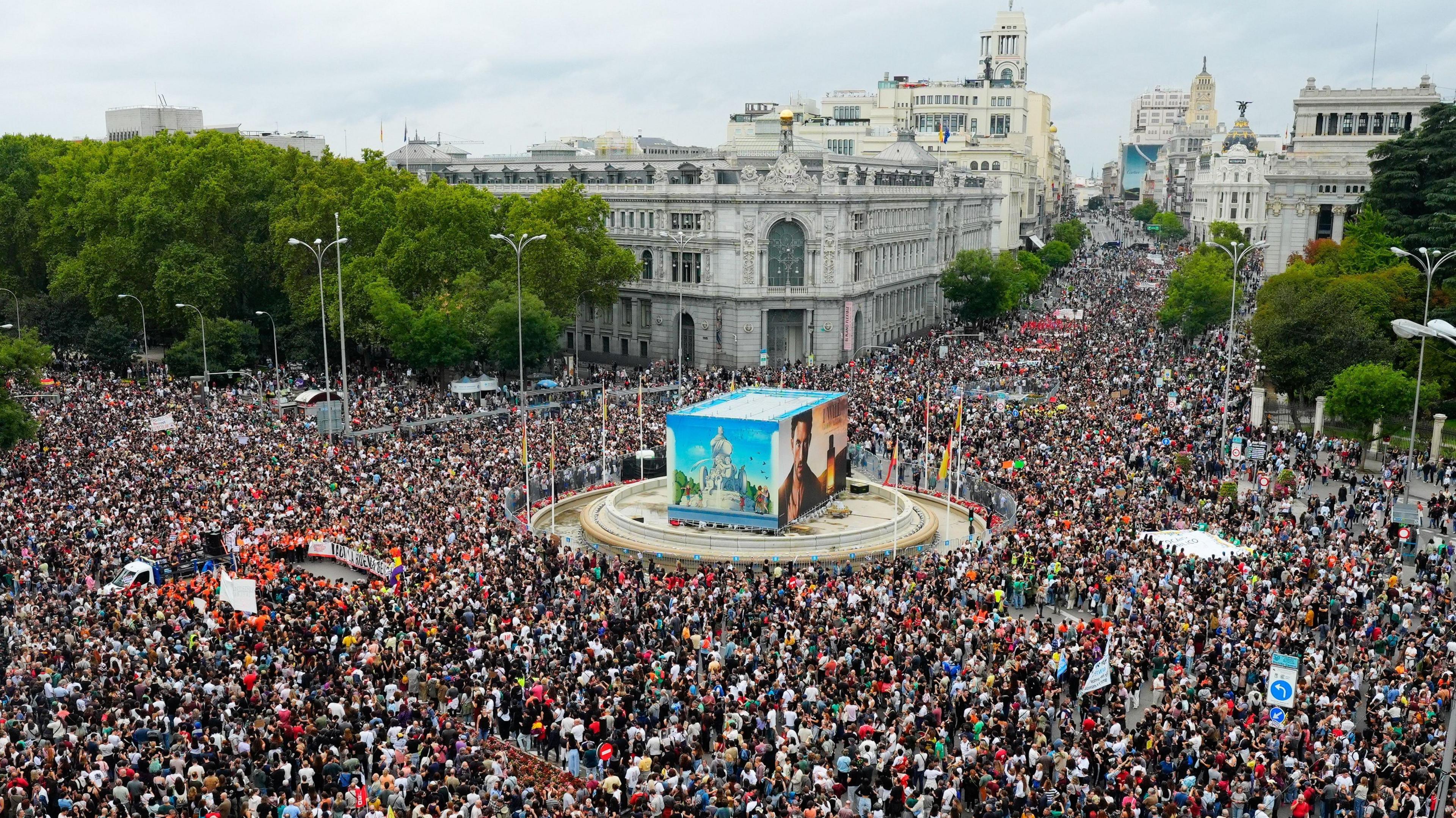 Spain’s Housing Crisis Sparks Tens of Thousands in Protest