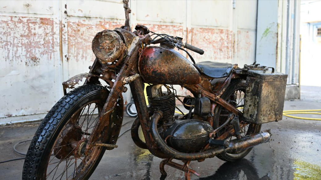 Drowned Heroes: WWII Soldiers and Motorbike Resurface in Budapest's Low-Dat Danube