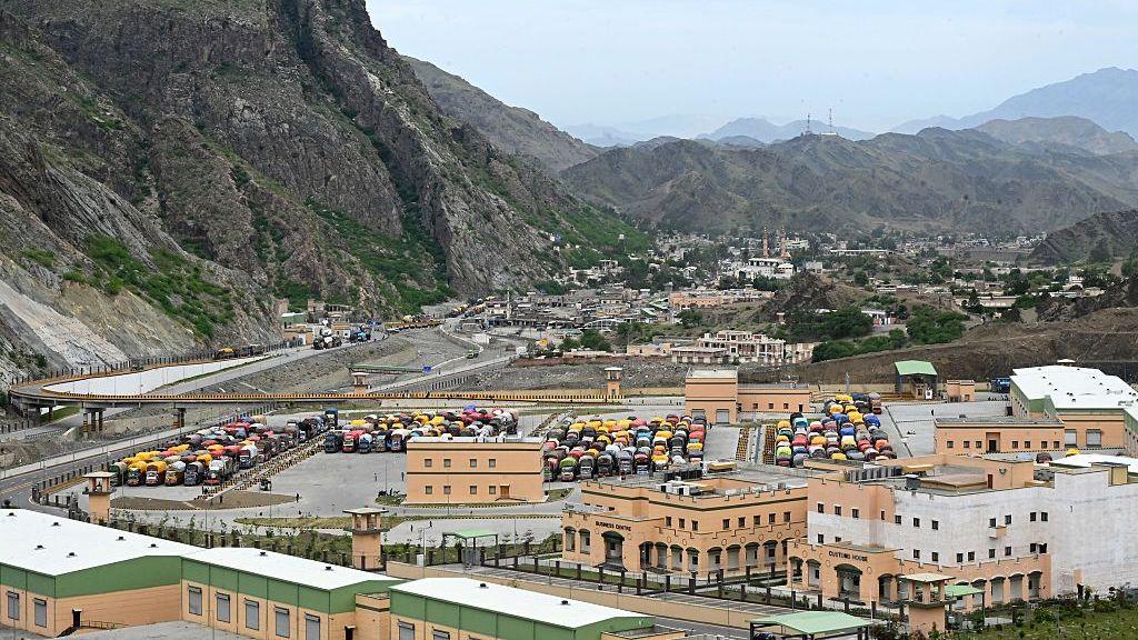Afghan Returnees Face an Uncertain Future After Forced De‑portation at Torkham