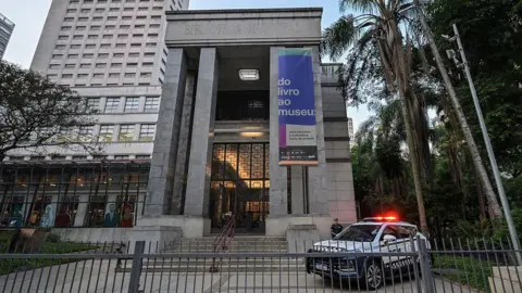 Armed Thieves Steal Matisse and Portinari Artworks from São Paulo Library
