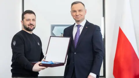 Poland Revokes Zelensky’s White Eagle Order Over UPA Naming Controversy