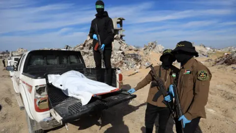 Israel Receives Coffin Said to Hold Body of Gaza Hostage