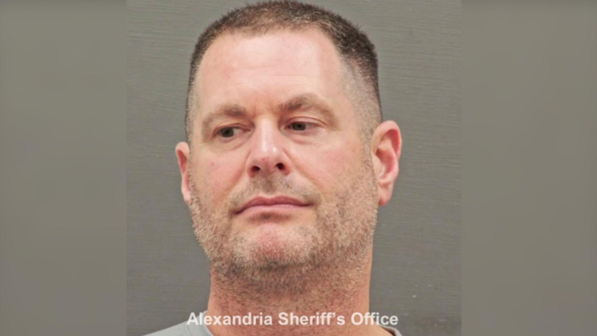 Former CIA Officer Admits $200M Scam After 298 Gold Bars Found in Home