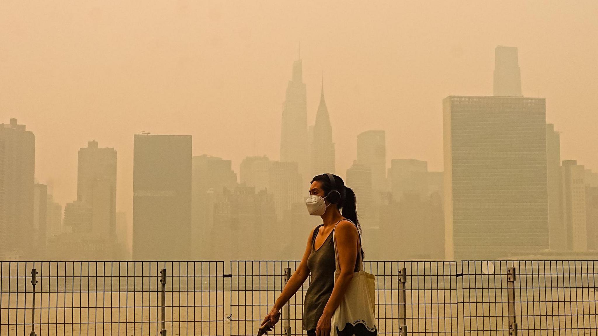 Trump Threatens Tariffs Over Wildfire Smoke Impacting US Cities
