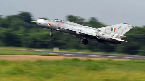 Farewell to the MiG-21: India's Legendary Fighter Jet Retires