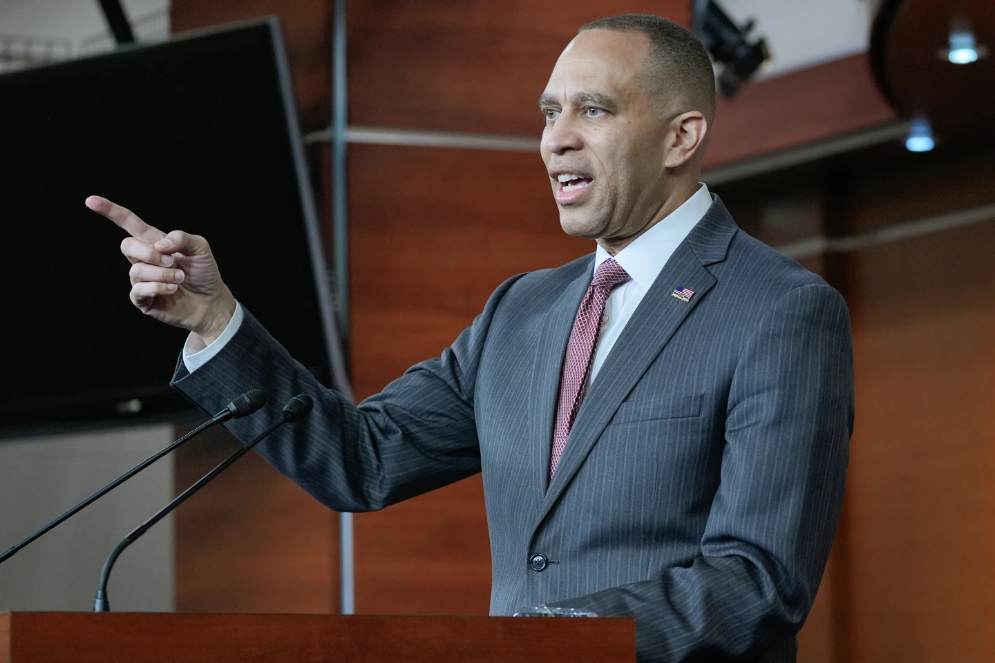 House Votes on War Powers Resolution to Force Trump Withdrawal from Iran Conflict