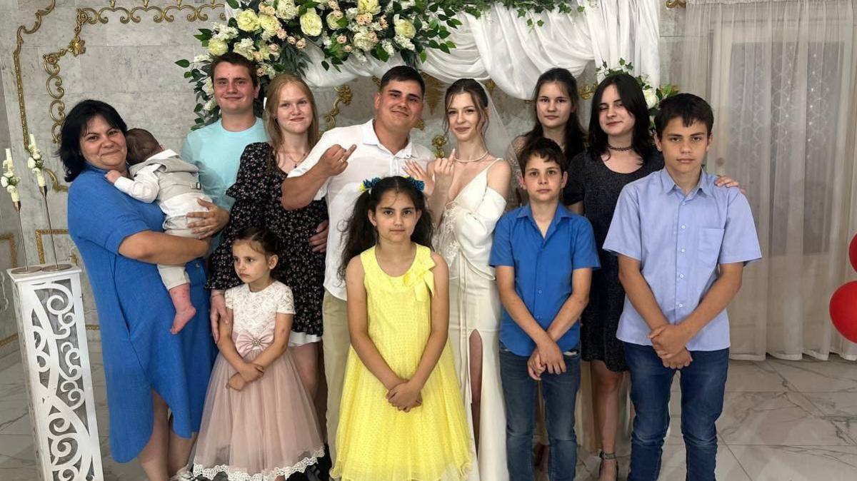Russian Missile Attack Kills Five Family Members, Zelensky Calls It “Horrific Crime”