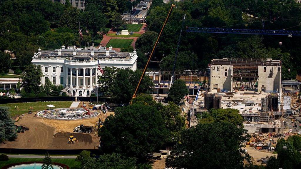 Supreme Court Green‑Lights Trump’s $400 Million White House Ballroom