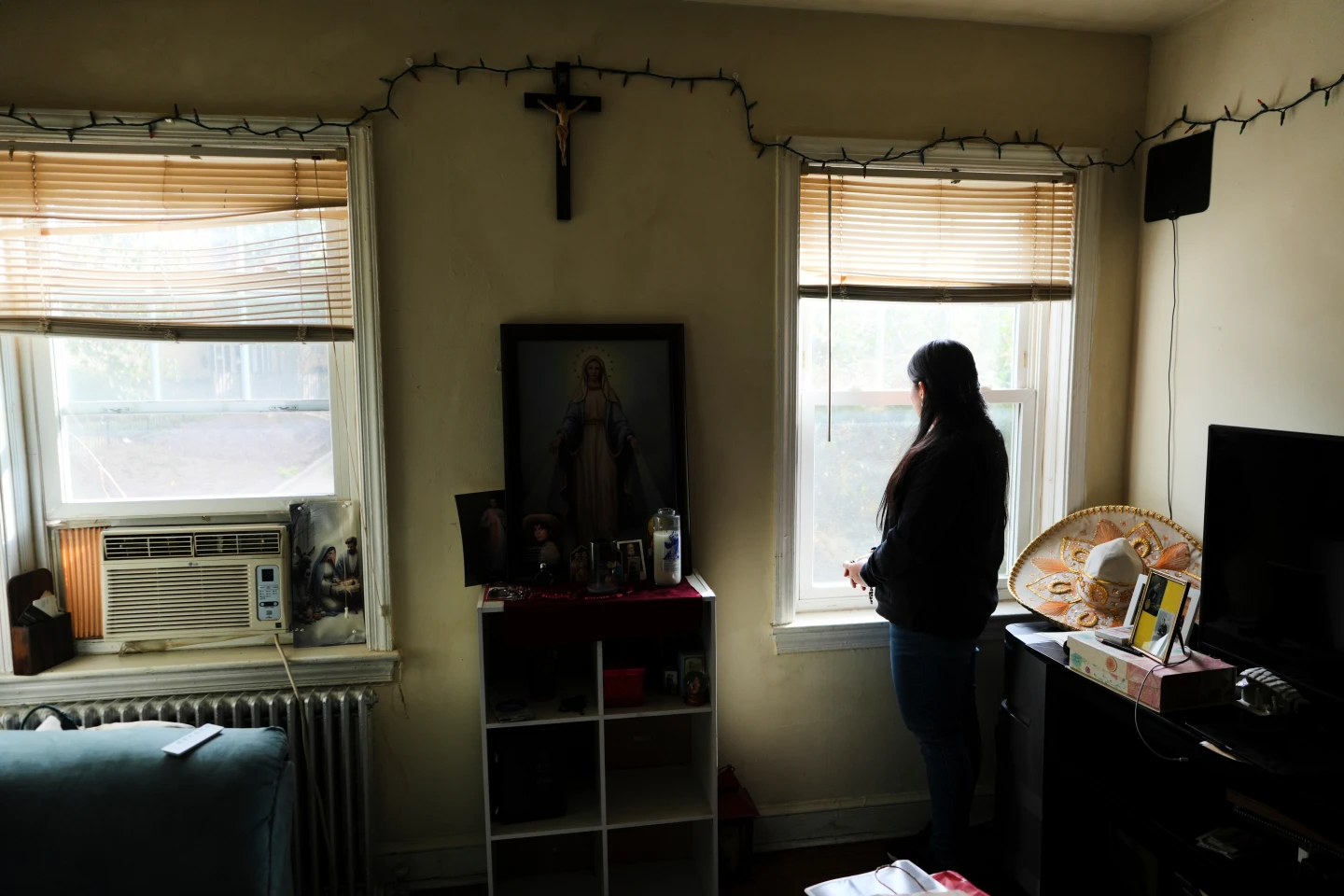 Fear and Resilience: Immigrant Community Struggles With Immigration Crackdown in Washington D.C.