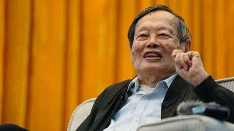 Tribute to Nobel Laureate Chen Ning Yang, a Beacon of Physics, Dies at 103