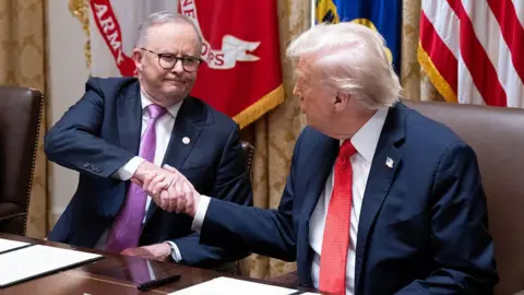 US and Australia Forge Alliance to Challenge China's Rare Earths Monopoly