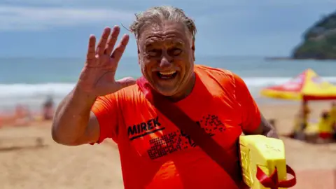 Shark Attack in Australia Spurs Controversy Over Safety Nets