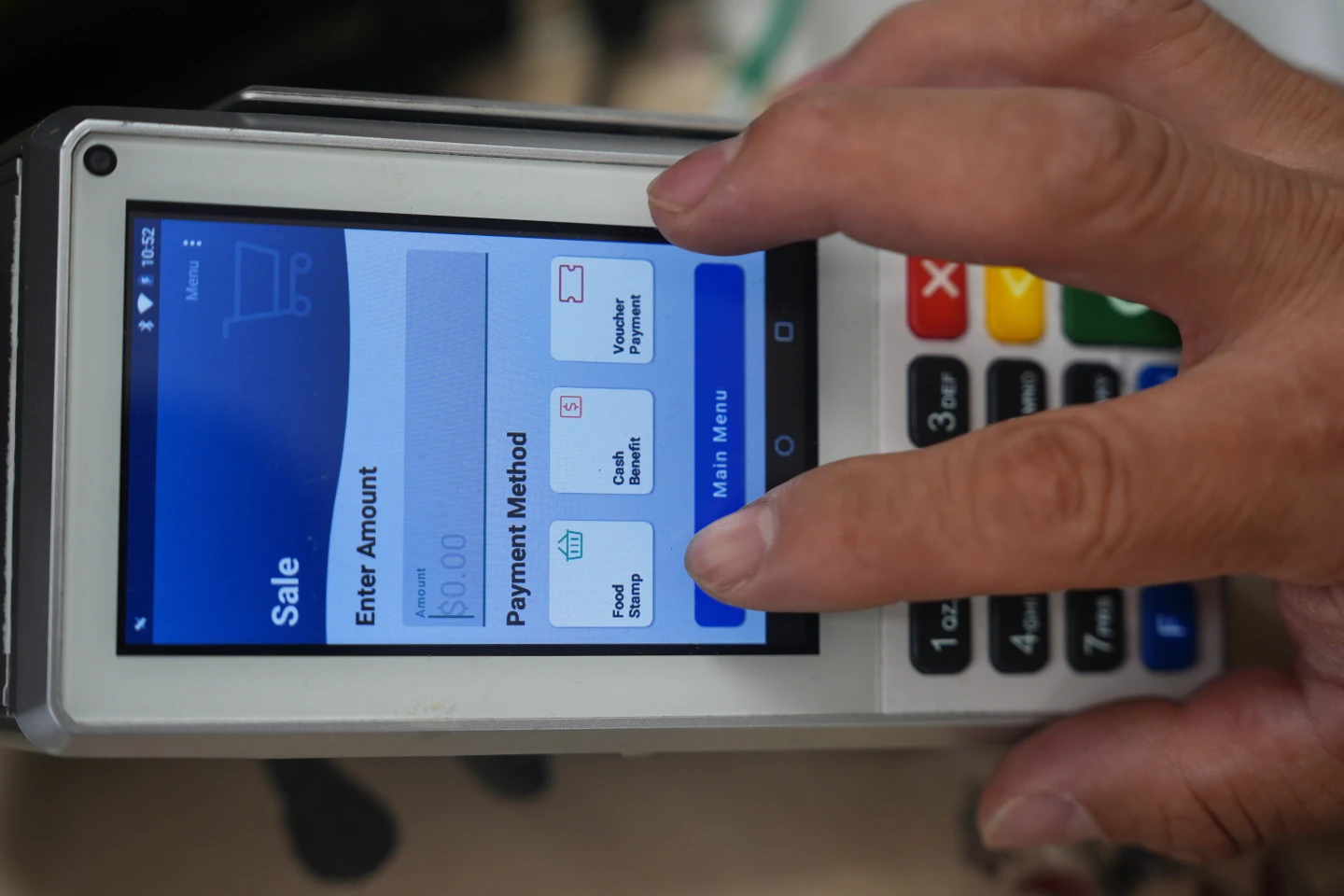 Food Banks Bracing for Surge as Federal Aid Pauses Amid Shutdown