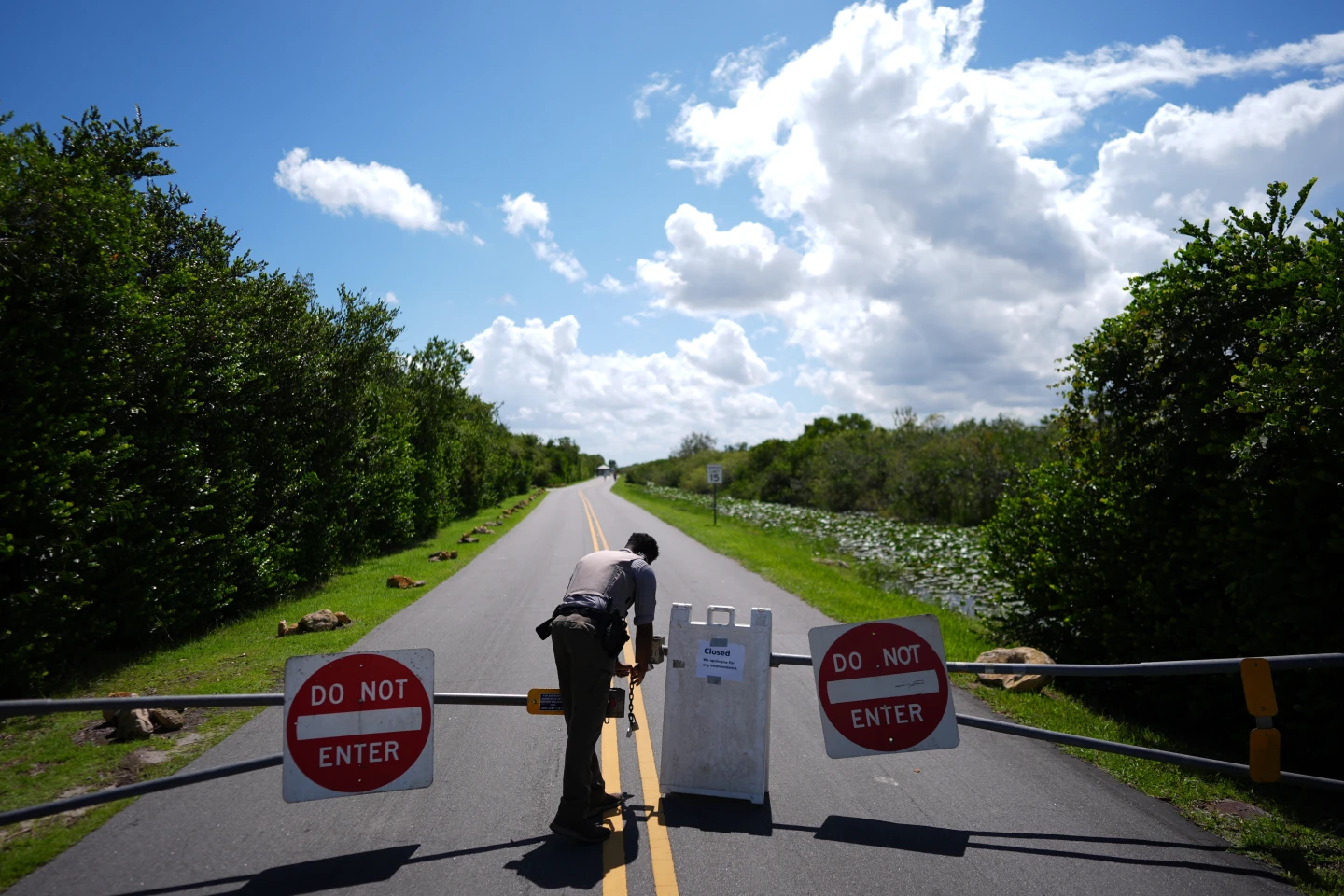 Impacts of the U.S. Government Shutdown on Travel