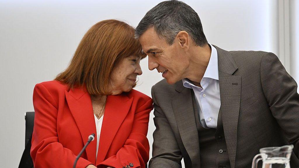 Spain PM pins hopes on housing crisis to win snap election