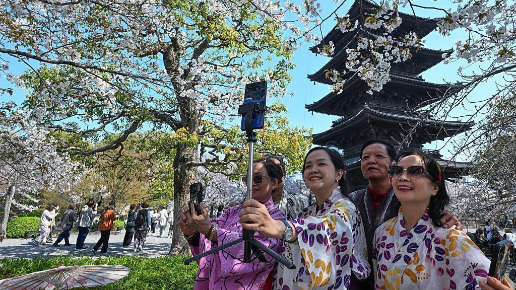 Japan Hikes Visa Fees Five‑Fold, First Increase in 48 Years