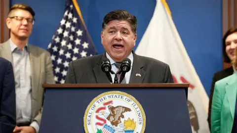 Illinois Governor Hits Jackpot: $1.4 Million Win at Blackjack